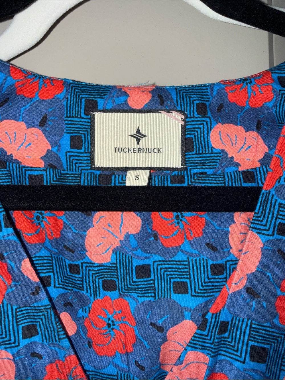 Tuckernuck Retro Floral Mitchell Dress - Picture 3 of 3